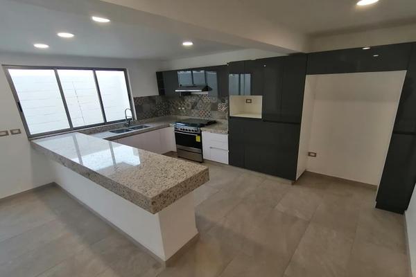 Foto de inmueble en Circuito Santa Teresa #57, Col. Ex-Hacienda de Santa Teresa C.P. 72813, San Andrés Cholula
