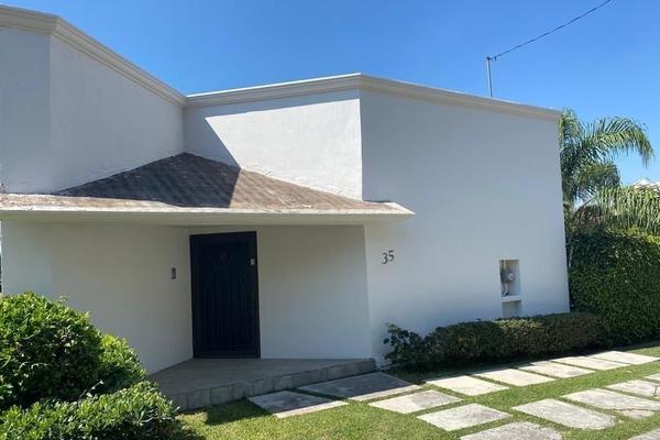 Foto de inmueble en Circuito villas de Yautepec, Col. Lomas de Cocoyoc C.P. 62847, Atlatlahucan