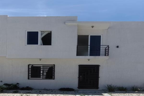 Foto de inmueble en CIRCUITO YA'AXCHE, Col. Loma Larga C.P. 29045, Tuxtla Gutiérrez