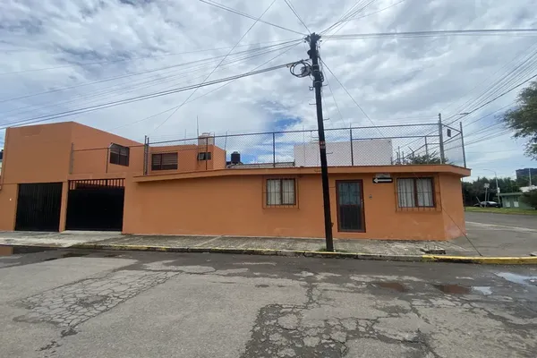 Foto de inmueble en CIRCUNVALACION #1004, Col. Jardines de San Manuel C.P. 72570, Puebla