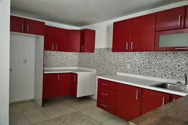 Foto de inmueble en ciruelos #400, Col. San Francisco C.P. 78435, Soledad de Graciano Sánchez