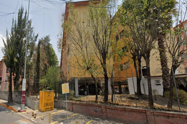 Foto de inmueble en , Col. Ciudad Adolfo López Mateos C.P. 52900, Atizapán de Zaragoza