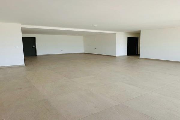 Foto de inmueble en , Col. Ciudad Satélite C.P. 64960, Monterrey