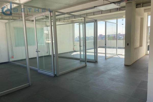 Foto de inmueble en  , Col. Ciudad Satélite C.P. 53100, Naucalpan de Juárez