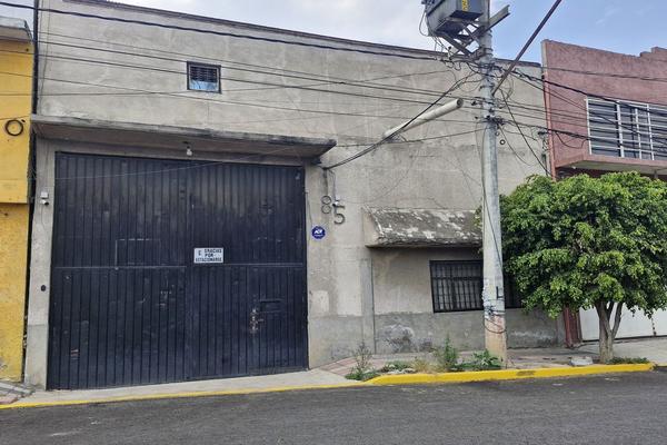 Foto de inmueble en Claudio Alcocer, Col. Santa Martha Acatitla Sur C.P. 09530, Iztapalapa