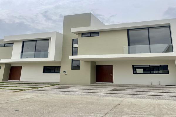 Foto de inmueble en Clavel, Col. Tonalá Centro C.P. 45400, Tonalá