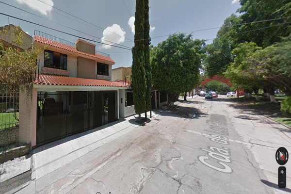 Foto de inmueble en clazada de los rincones, Col. Las Plazas C.P. 36620, Irapuato