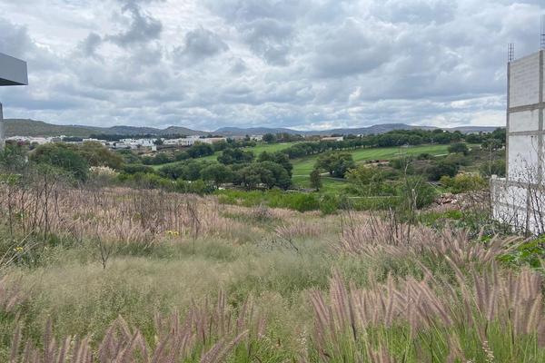 Foto de inmueble en  , Col. Club de Golf la Loma C.P. 78215, San Luis Potosí