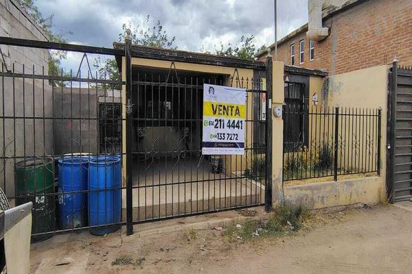 Foto de inmueble en CM. fabregas, Col. 11 de Febrero C.P. 31066, Chihuahua
