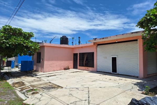Foto de inmueble en coahuila #556, Col. Los Jazmines C.P. 28048, Colima