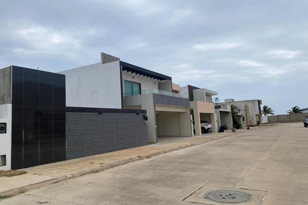 Foto de inmueble en  , Col. Coatzacoalcos C.P. 96499, Coatzacoalcos
