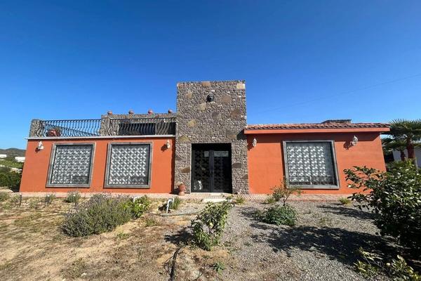 Foto de inmueble en Cocorit y Bacanora, Col. Lomas de San Antonio C.P. 22766, Ensenada