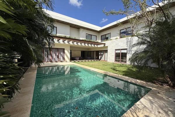 Foto de inmueble en COCOYOLES, Col. Cocoyoles C.P. 97305, Mérida