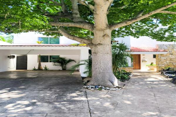 Foto de inmueble en  , Col. Cocoyoles C.P. 97305, Mérida