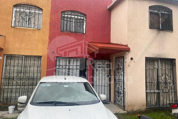 Foto de inmueble en  , Col. Cofradía de San Miguel C.P. 54715, Cuautitlán Izcalli