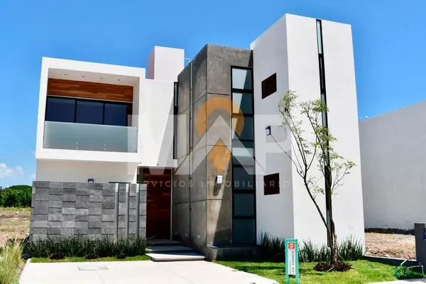Foto de inmueble en  , Col. Colima Centro C.P. 28000, Colima