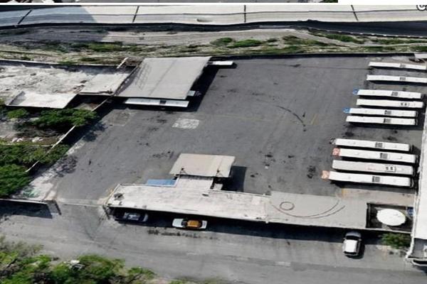 Foto de inmueble en Colina Cálida, Col. Colinas del Valle C.P. 64650, Monterrey