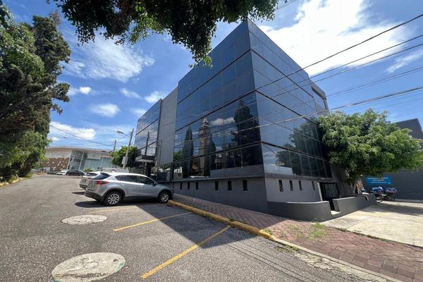 Foto de inmueble en colina de la quebrada, Col. Boulevares C.P. 53140, Naucalpan de Juárez
