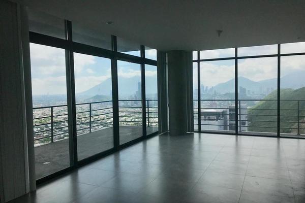 Foto de inmueble en  , Col. Colinas de San Jerónimo C.P. 64630, Monterrey