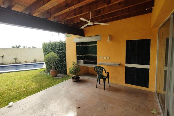 Foto de inmueble en  , Col. Colinas de Santa Fe C.P. 62790, Xochitepec