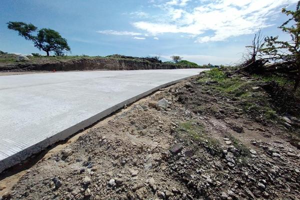 Foto de inmueble en  , Col. Colinas de Santa Fe C.P. 62790, Xochitepec