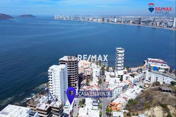 Foto de inmueble en Colon, Col. Los Pinos C.P. 82000, Mazatlán
