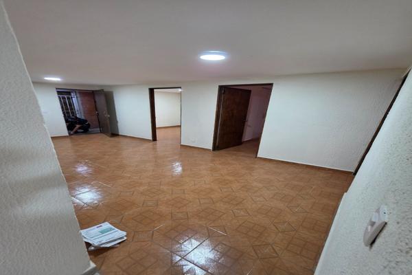 Foto de inmueble en col. Zona Escolar #0, Col. Zona Escolar C.P. 07230, Gustavo A. Madero