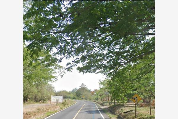 Foto de inmueble en  , Col. Comala C.P. 28450, Comala