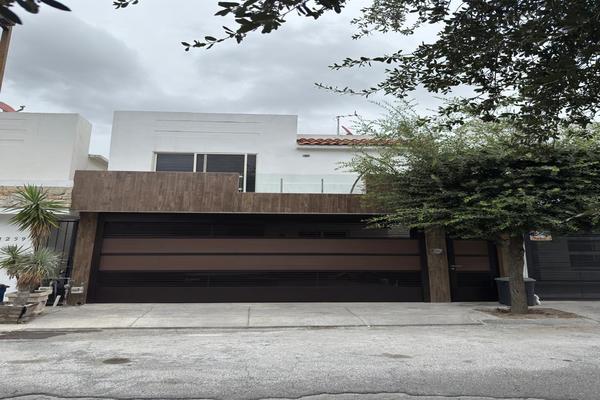 Foto de inmueble en Coñac, Col. Cumbres San Agustín 1 Sector C.P. 64346, Monterrey