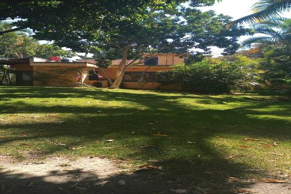 Foto de inmueble en Conalep, Col. Azteca C.P. 62588, Temixco