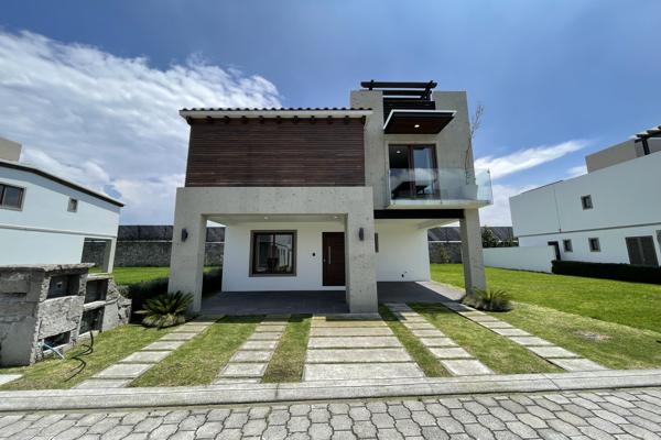 Foto de inmueble en Condado del Valle, Col. San Miguel Totocuitlapilco C.P. 52143, Metepec