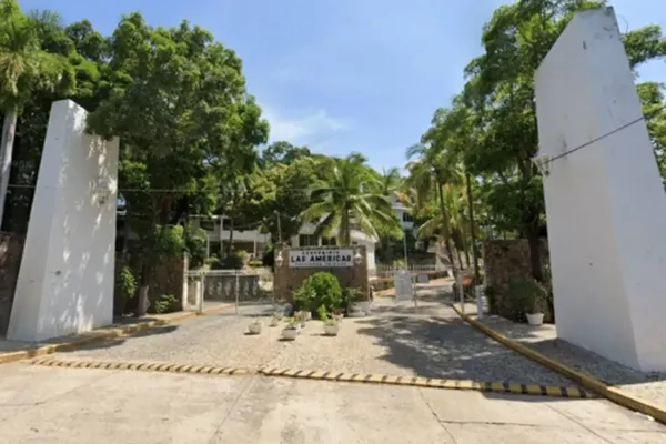 Foto de inmueble en CONDOMINIO LAS AMÉRICAS #409, Col. Las Playas C.P. 39390, Acapulco de Juárez