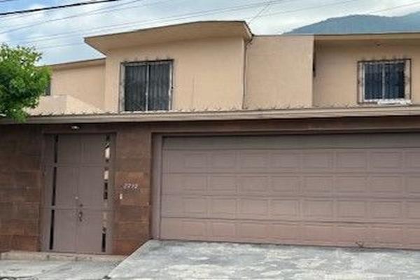 Foto de inmueble en conquistadores, Col. Las Cumbres 3 Sector C.P. 64610, Monterrey