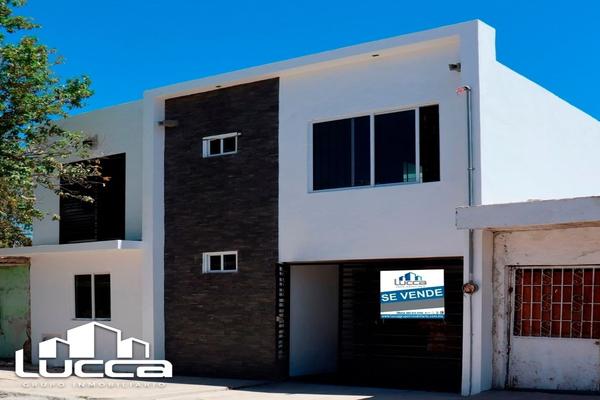 Foto de inmueble en constitucion, Col. Constitución C.P. 82170, Mazatlán