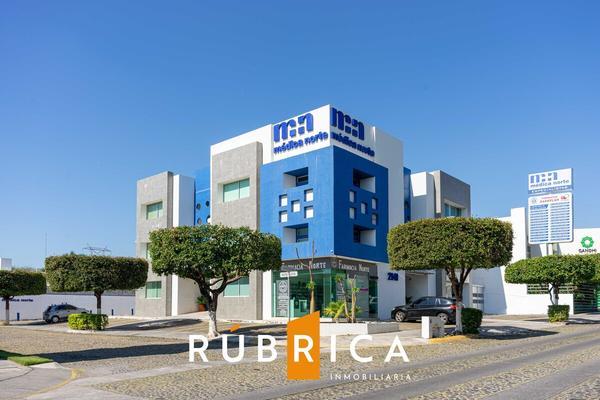 Foto de inmueble en Constitucion, Col. Residencial Puerta del Sol C.P. 28017, Colima
