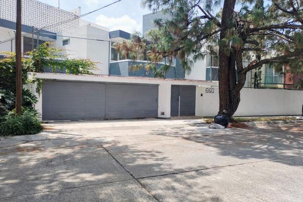 Foto de inmueble en CONTADORES #660, Col. Jardines de Guadalupe C.P. 45030, Zapopan