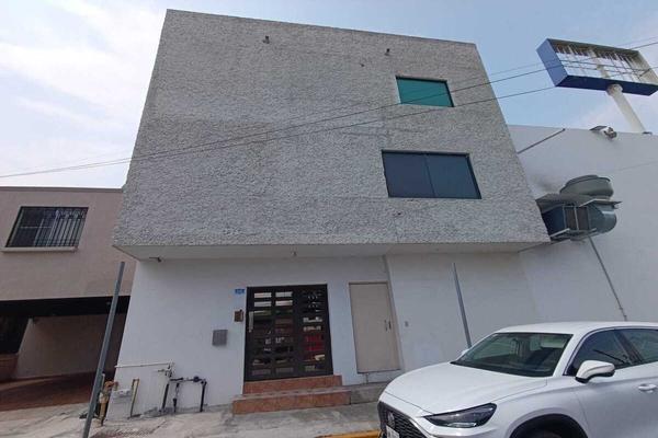Foto de inmueble en  , Col. Contry C.P. 64860, Monterrey