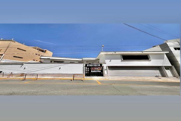 Foto de inmueble en  , Col. Contry C.P. 64860, Monterrey