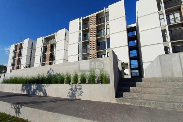 Foto de inmueble en Coordenada cumbres #100, Col. Las Cumbres 3 Sector C.P. 64610, Monterrey
