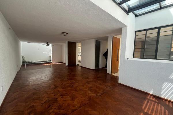 Foto de inmueble en Cordillera Karakoru, Col. Lomas 2a Sección C.P. 78210, San Luis Potosí