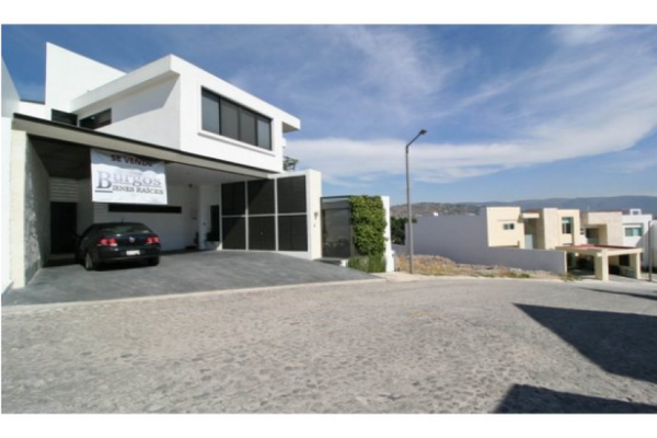 Foto de inmueble en Corinto, Col. Burgos C.P. 62584, Temixco