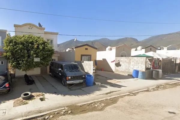 Foto de inmueble en Corona #251, Col. Residencial del Sol II C.P. 22813, Ensenada