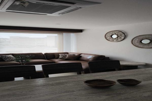 Foto de inmueble en Corregidora Norte, Col. Álamos 1a Sección C.P. 76160, Querétaro