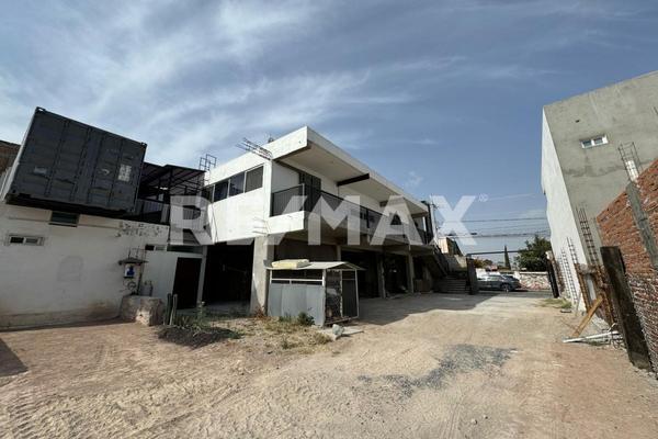 Foto de inmueble en Corregidora, Col. Santa Rosa de Jauregui C.P. 76220, Querétaro