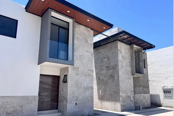 Foto de inmueble en CORZO #1, Col. Residencial Palma Real C.P. 27023, Torreón