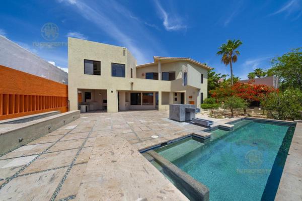 Foto de inmueble en  , Col. Costa Azul C.P. 23406, Los Cabos