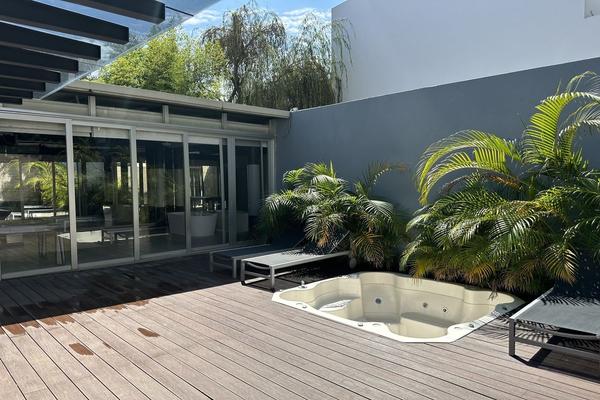 Foto de inmueble en Coto Florencia, Col. Valle Real C.P. 45019, Zapopan