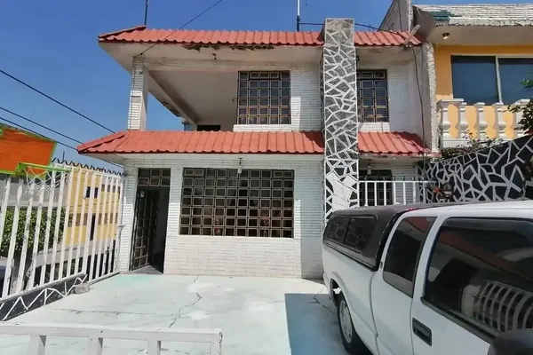 Foto de inmueble en Cristina Pacheco #2, Col. Ciudad Cuauhtémoc Sección Embajada C.P. 55067, Ecatepec de Morelos
