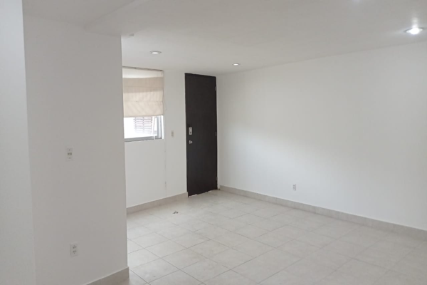 Foto de inmueble en Cristóbal Colón 51 Depto. 8, Chimalcoyoc, Alcaldía Tlalpan, CDMX, C.P. 14630, Col. Villa Tlalpan C.P. 14630, Tlalpan