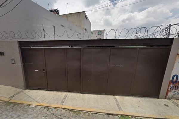 Foto de inmueble en Cristobal Colón, Col. Chimalcoyoc C.P. 14630, Tlalpan